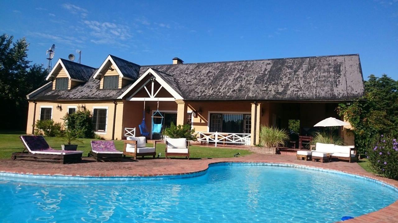 The Polo House Bed & Breakfast Pilar  Ngoại thất bức ảnh